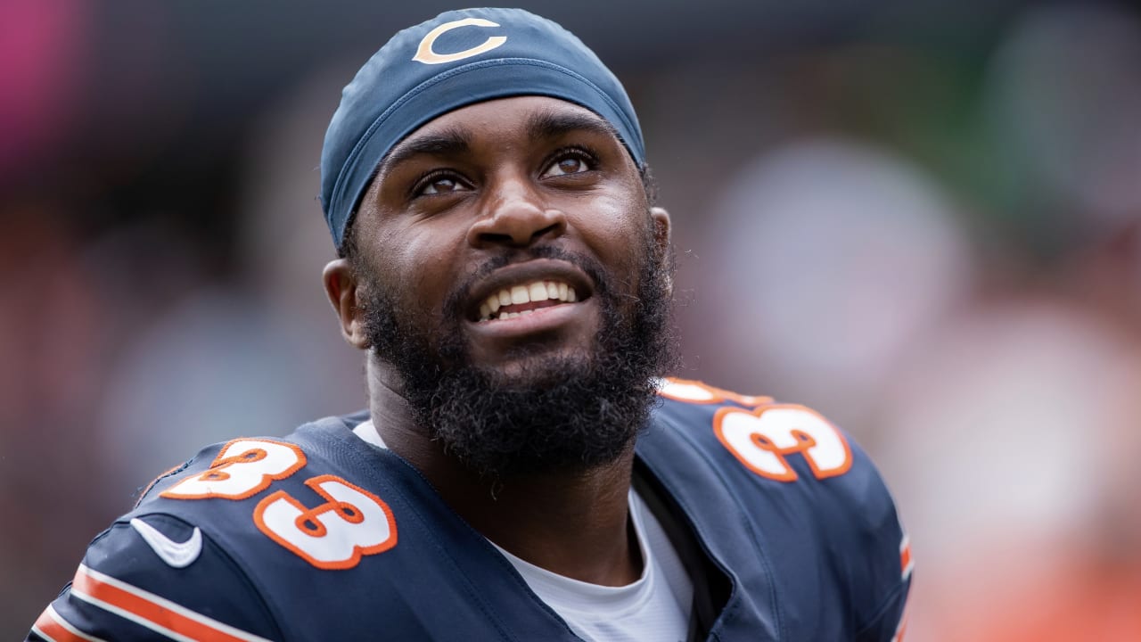 Bears CB Jaylon Johnson on No. 1 pick Caleb Williams: 'He stands out'