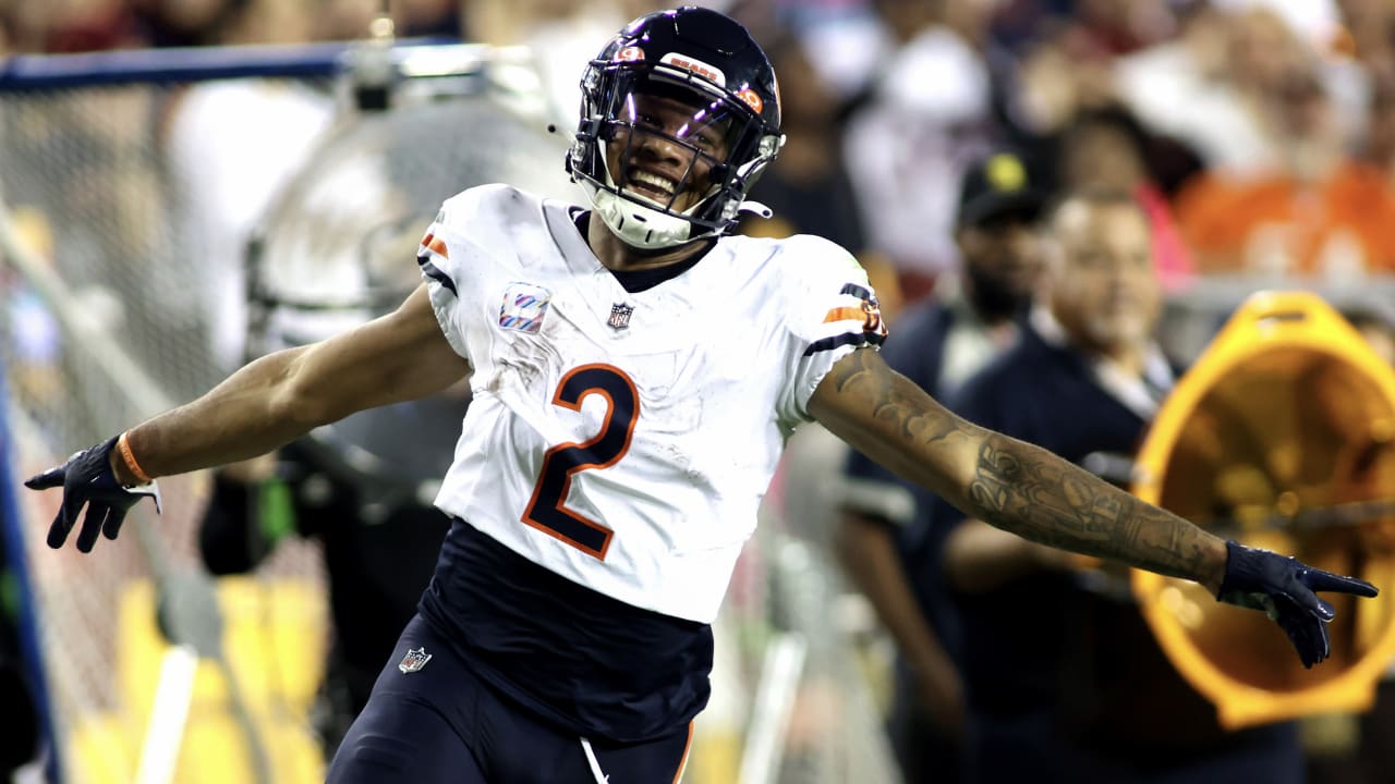Bears, WR DJ Moore agree to terms on four-year, $110 million extension