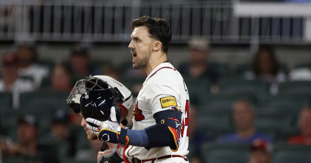 Braves deploy obviously depleted lineup as they continue series against the Reds