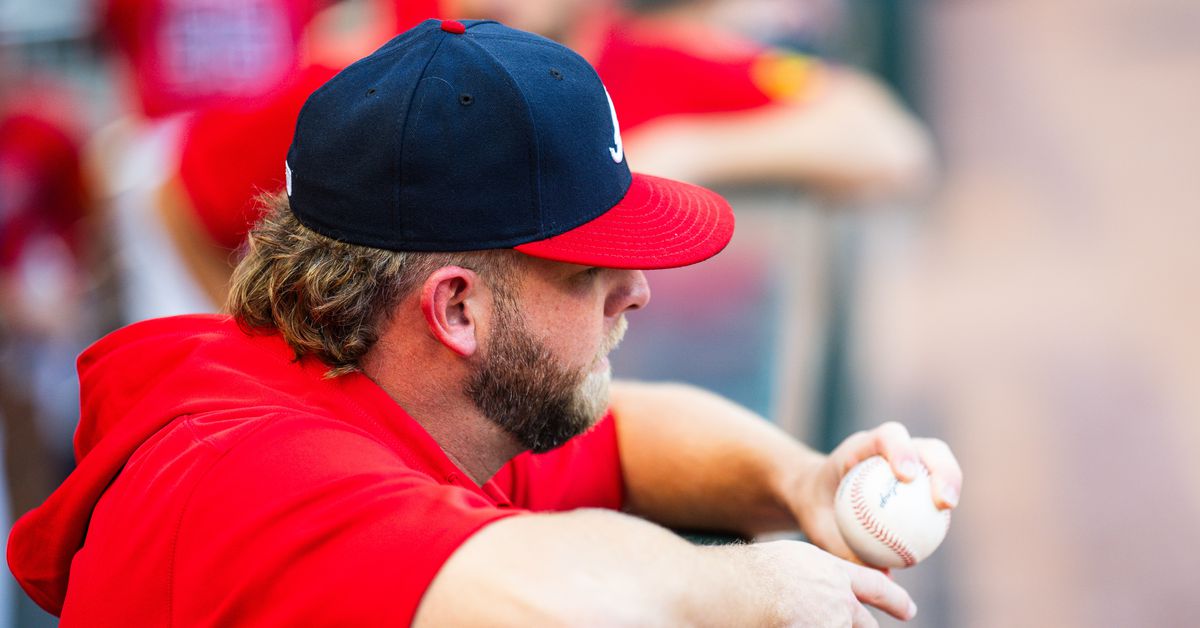 Braves reinstate A.J. Minter from injured list