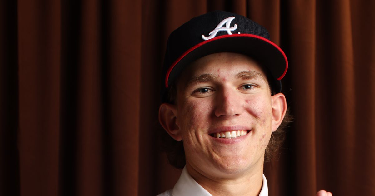 Braves sign first round pick Cam Caminiti