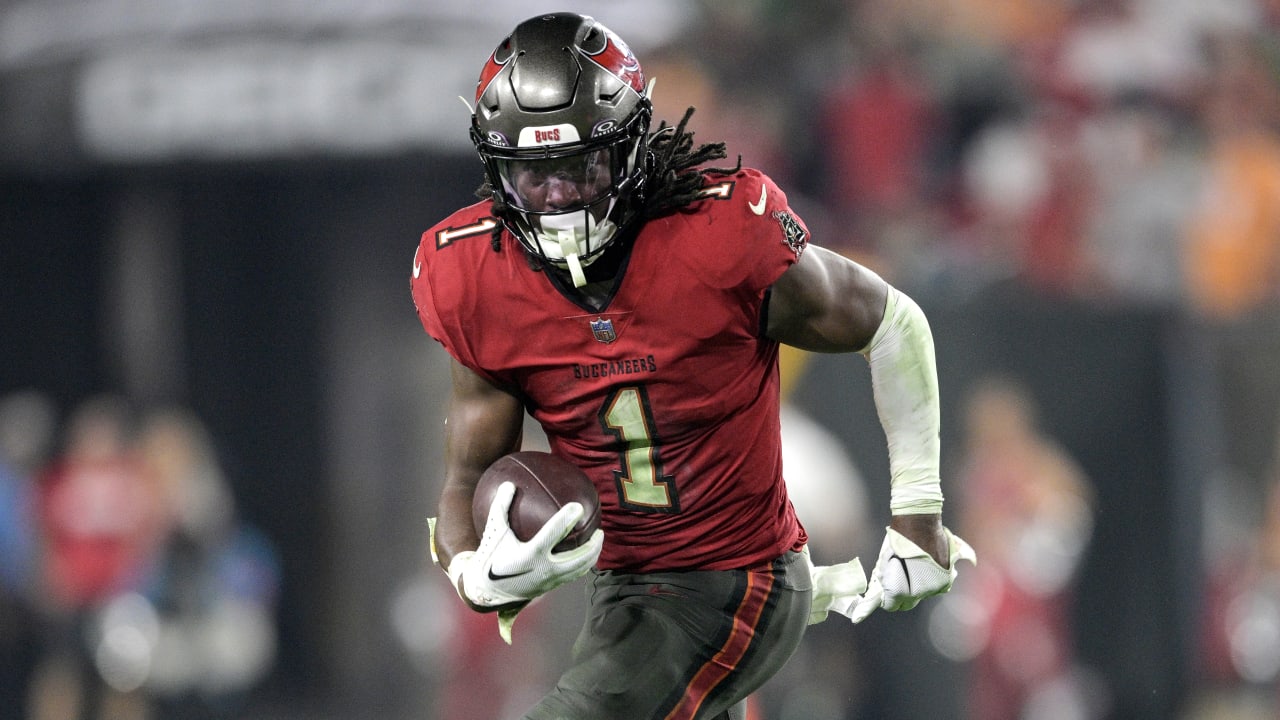 Buccaneers RB Rachaad White aims to go 'well over' 1,000 rushing yards in 2024