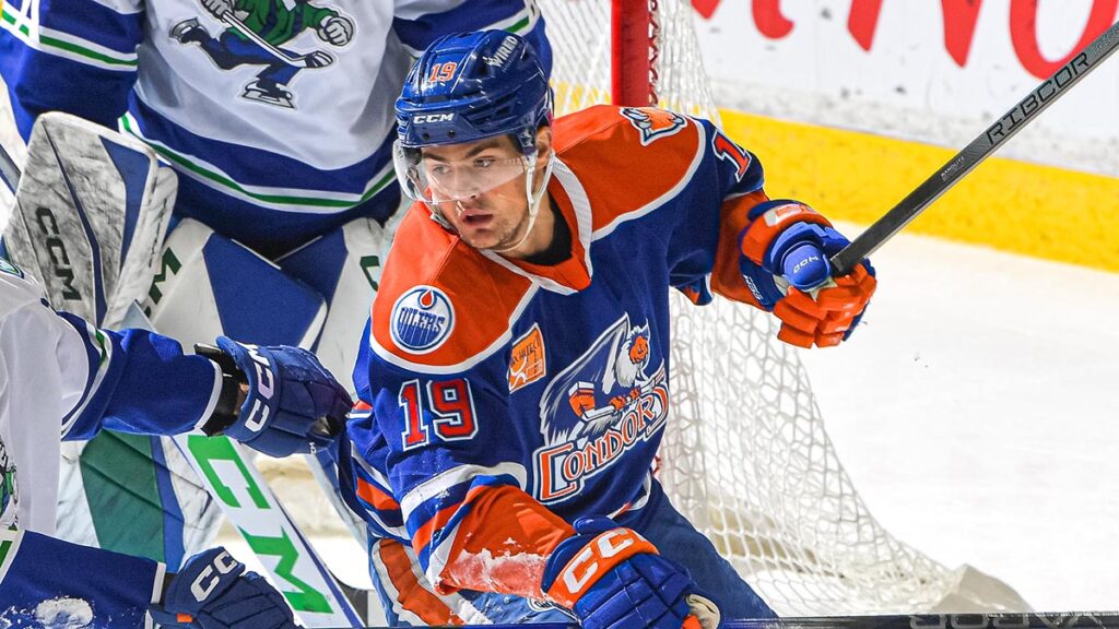 Canucks sign Kambeitz to AHL deal