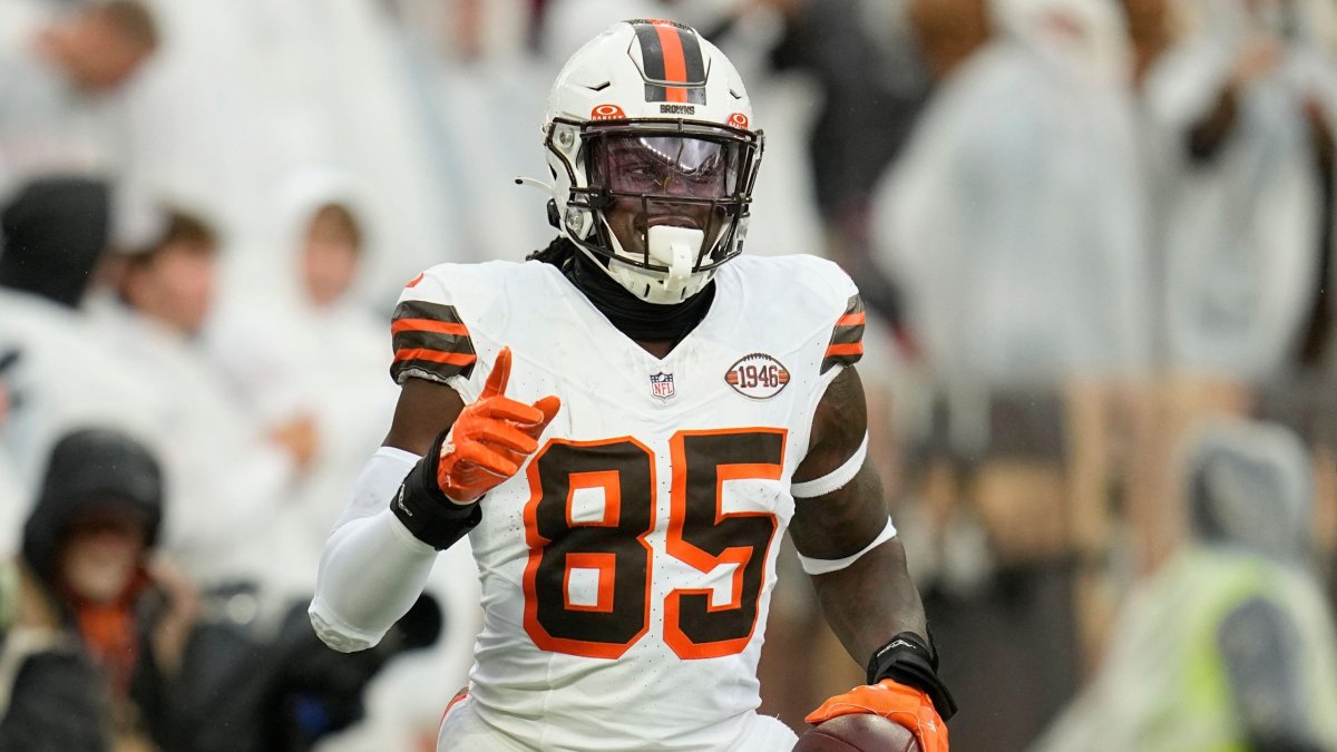 Cleveland Browns TE David Njoku