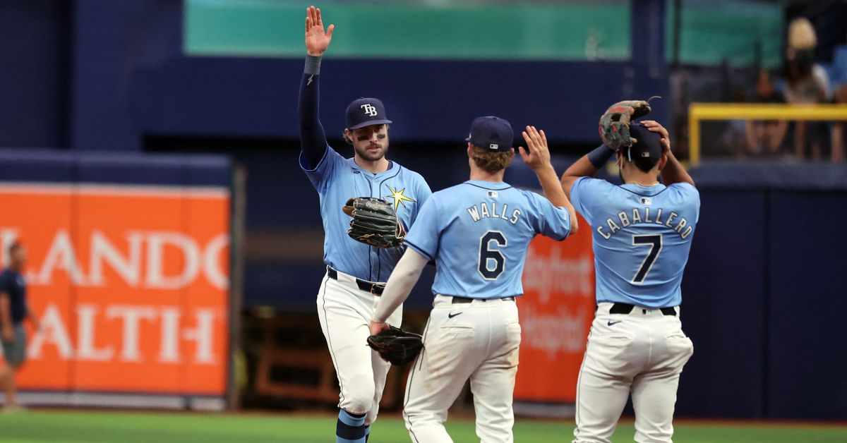 GDT: Sorry folks, I’m at a wedding today, not watching this game!