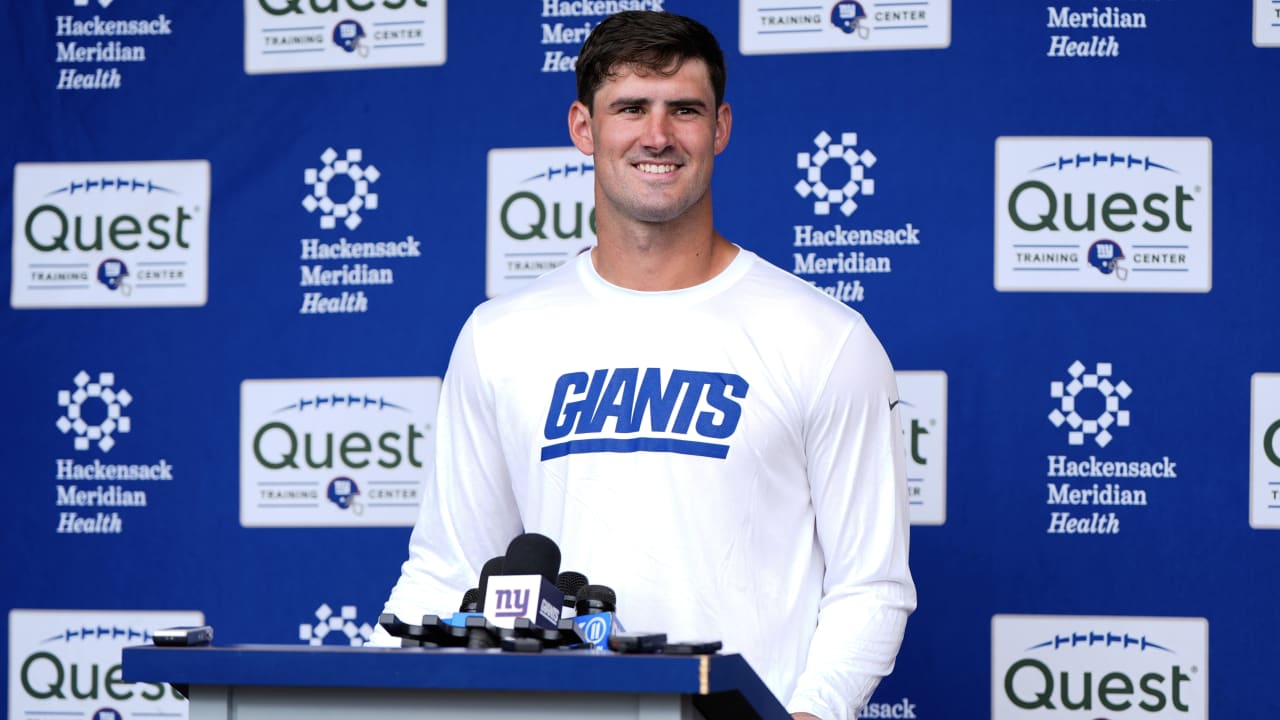 Giants QB Daniel Jones 'should be ready to go' for training camp following ACL repair