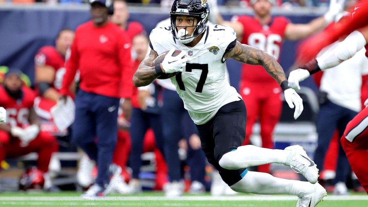 Jacksonville Jaguars TE Evan Engram
