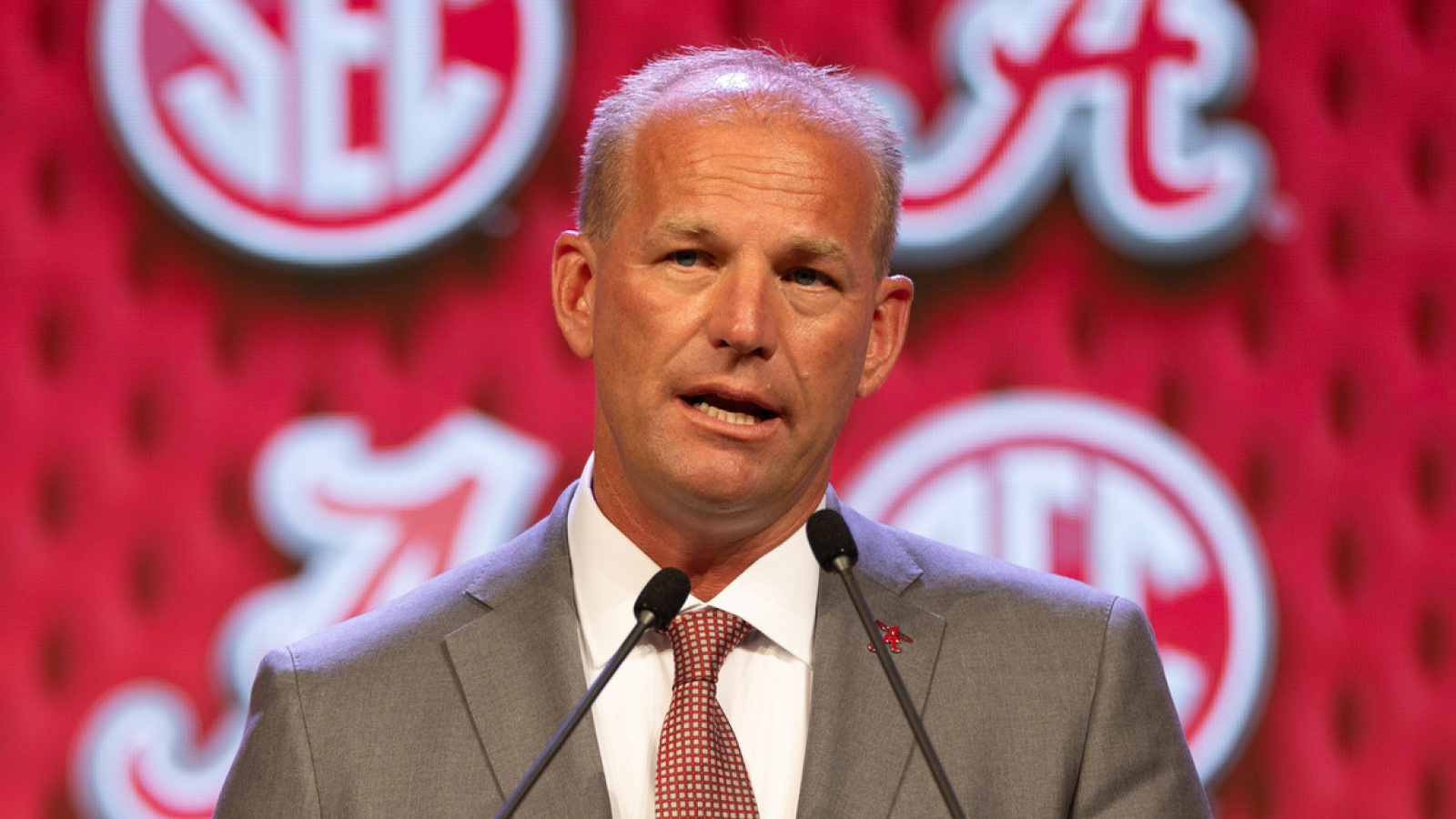 Kalen DeBoer and Alabama land first 2027 commitment