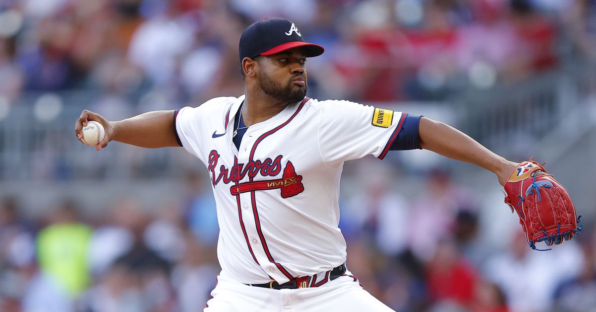 Lopez, Braves run over by Reds in 4-1 loss