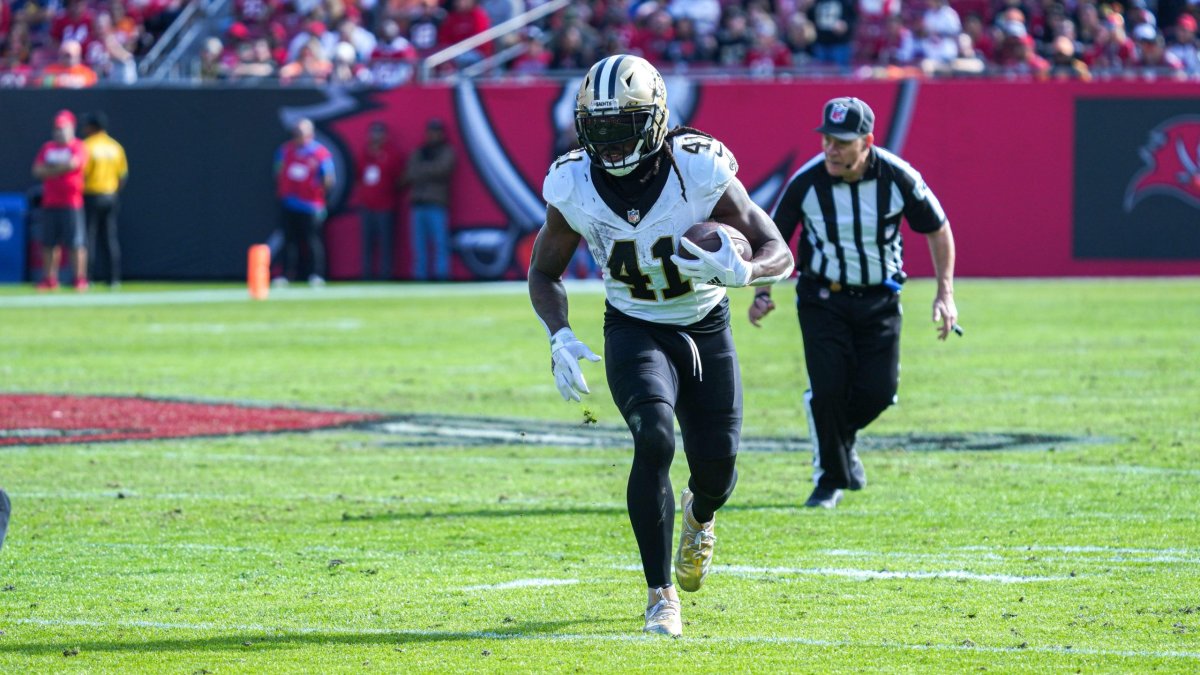 New Orleans Saints RB Alvin Samara