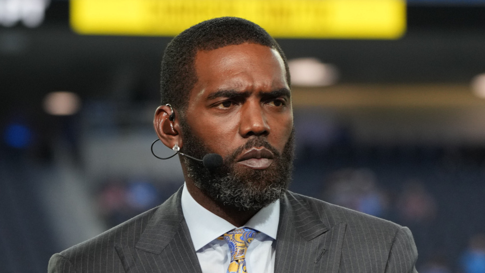Randy Moss doesn't appear excited about his latest honor