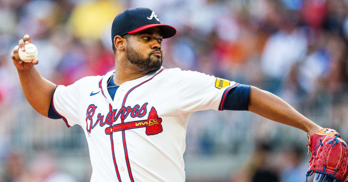 Reynaldo López headed back to Atlanta for MRI