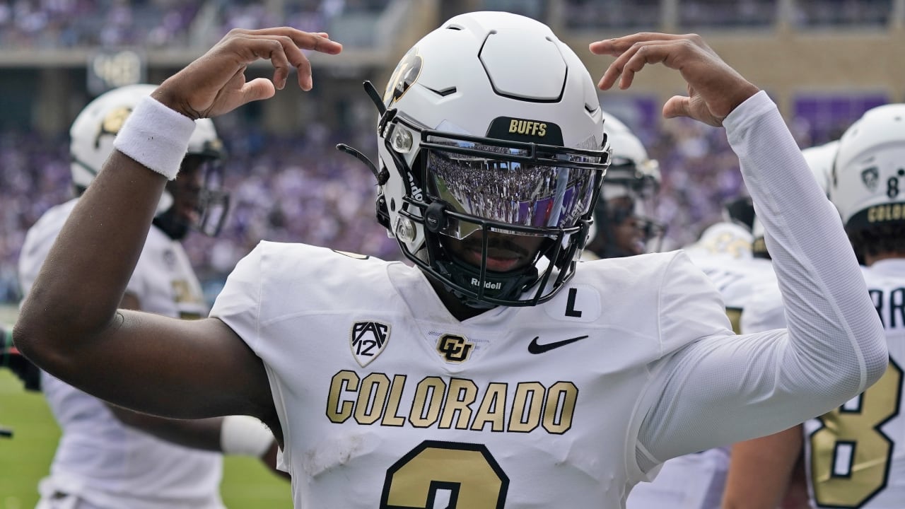 Scouting Shedeur Sanders: Colorado quarterback similar in style, skill set to Pro Bowler Geno Smith