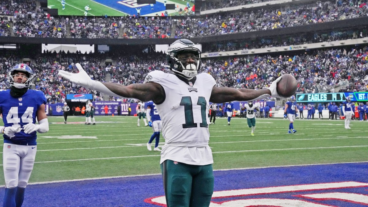 Perfect 2024 fantasy football draft strategy, round by round for 10-team leagues: Pick No. 9