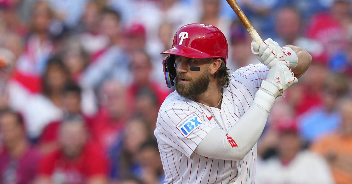 Braves return home for an NL East showdown against the Phillies