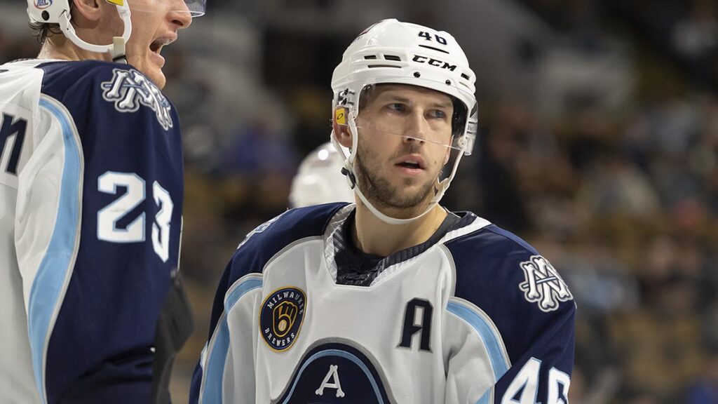 Donovan joins Admirals as assistant coach