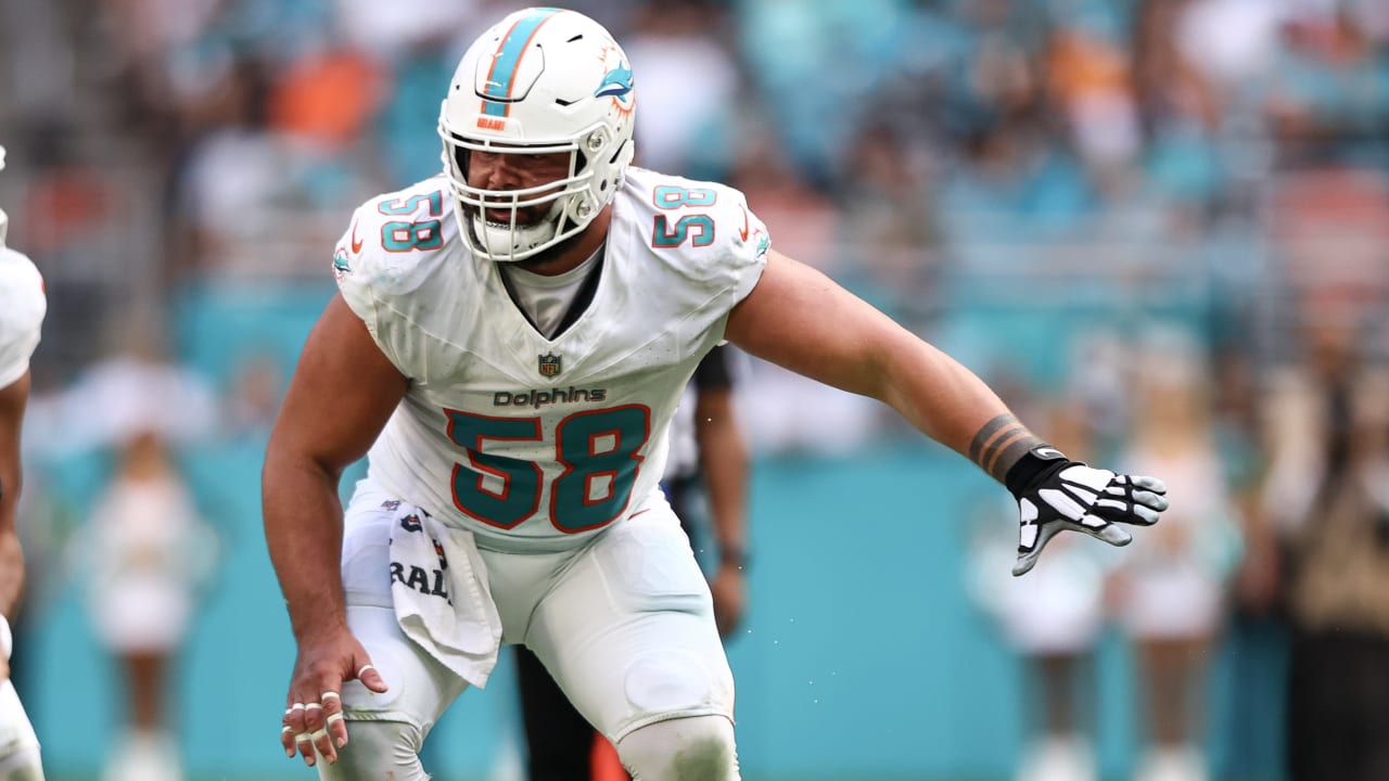 Ex-Dolphins OL Connor Williams signing one-year, $6M deal with Seahawks