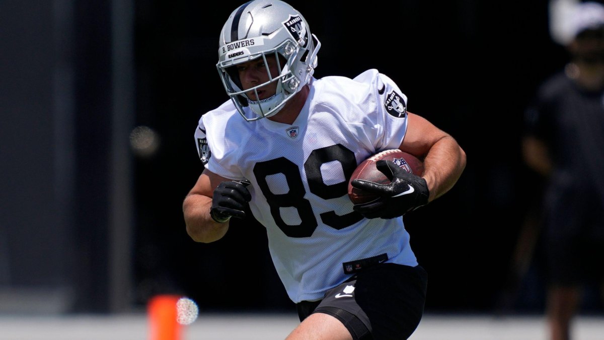 Las Vegas Raiders TE Brock Bowers