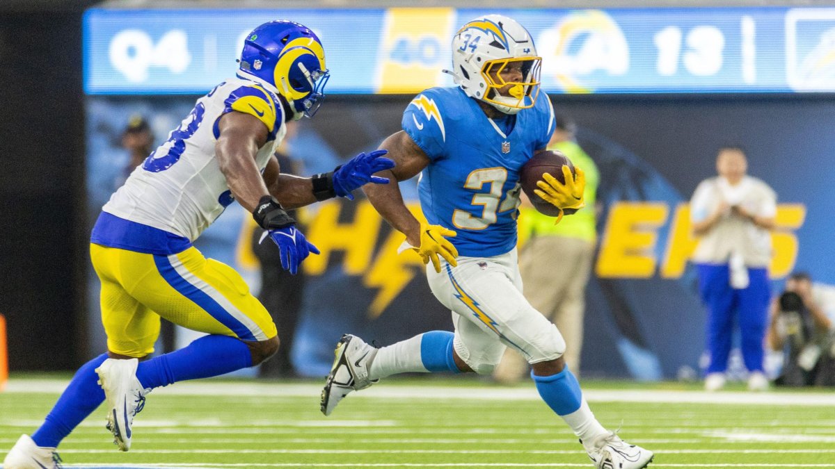 Los Angeles Rams 13, Los Angeles Chargers 9