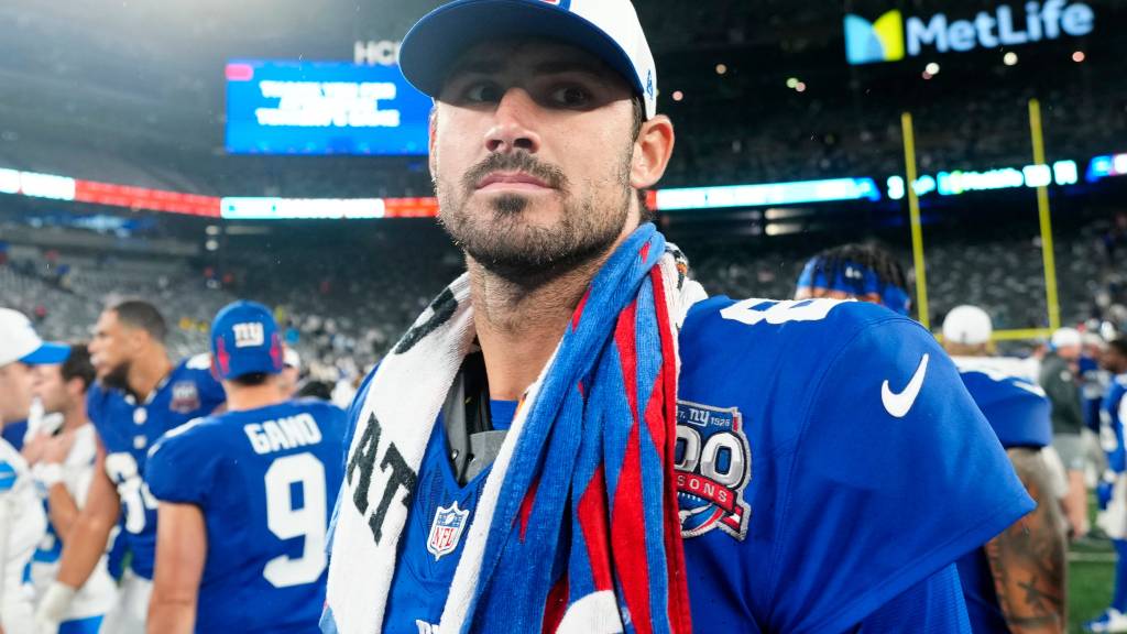 New York Giants’ Daniel Jones won’t commit to regular season beard
