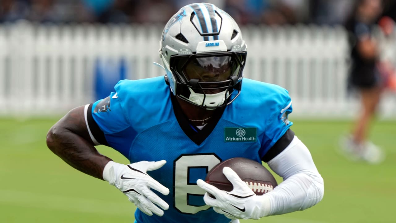 Panthers RB Miles Sanders: New team culture 'night and day' difference from 2023