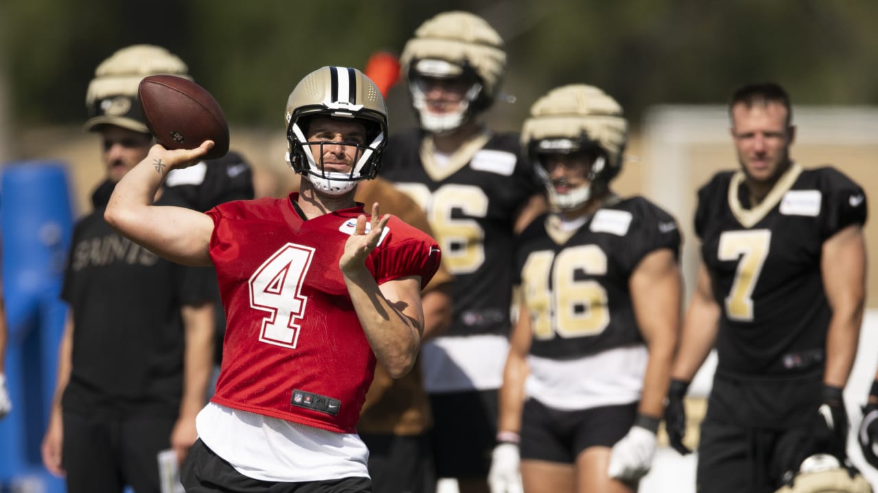 Saints QB Derek Carr on chemistry: We're '10 times further ahead' of where we were last year