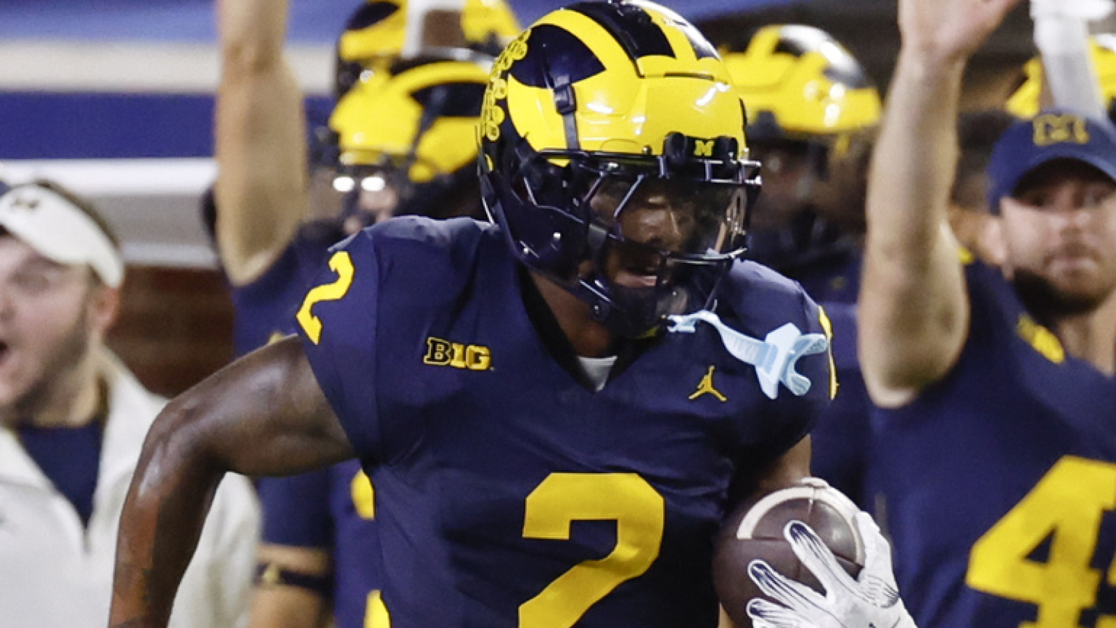Watch: Michigan CB's pick-six seals victory over Fresno State