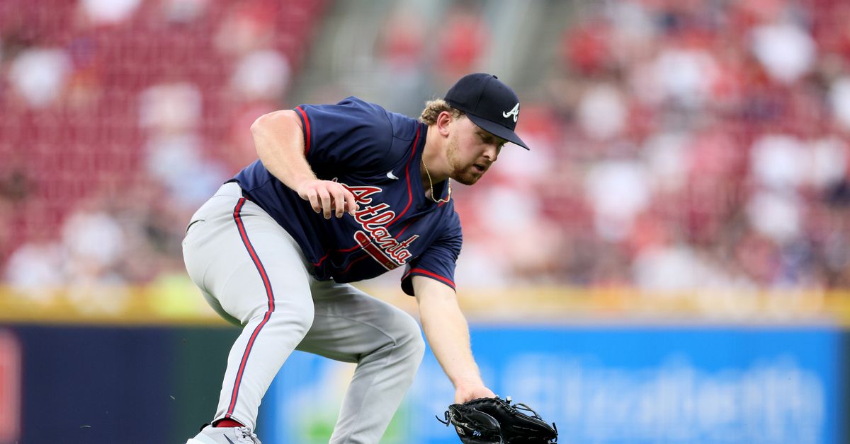 Amid plunging playoff odds, Atlanta Braves stick with what they know