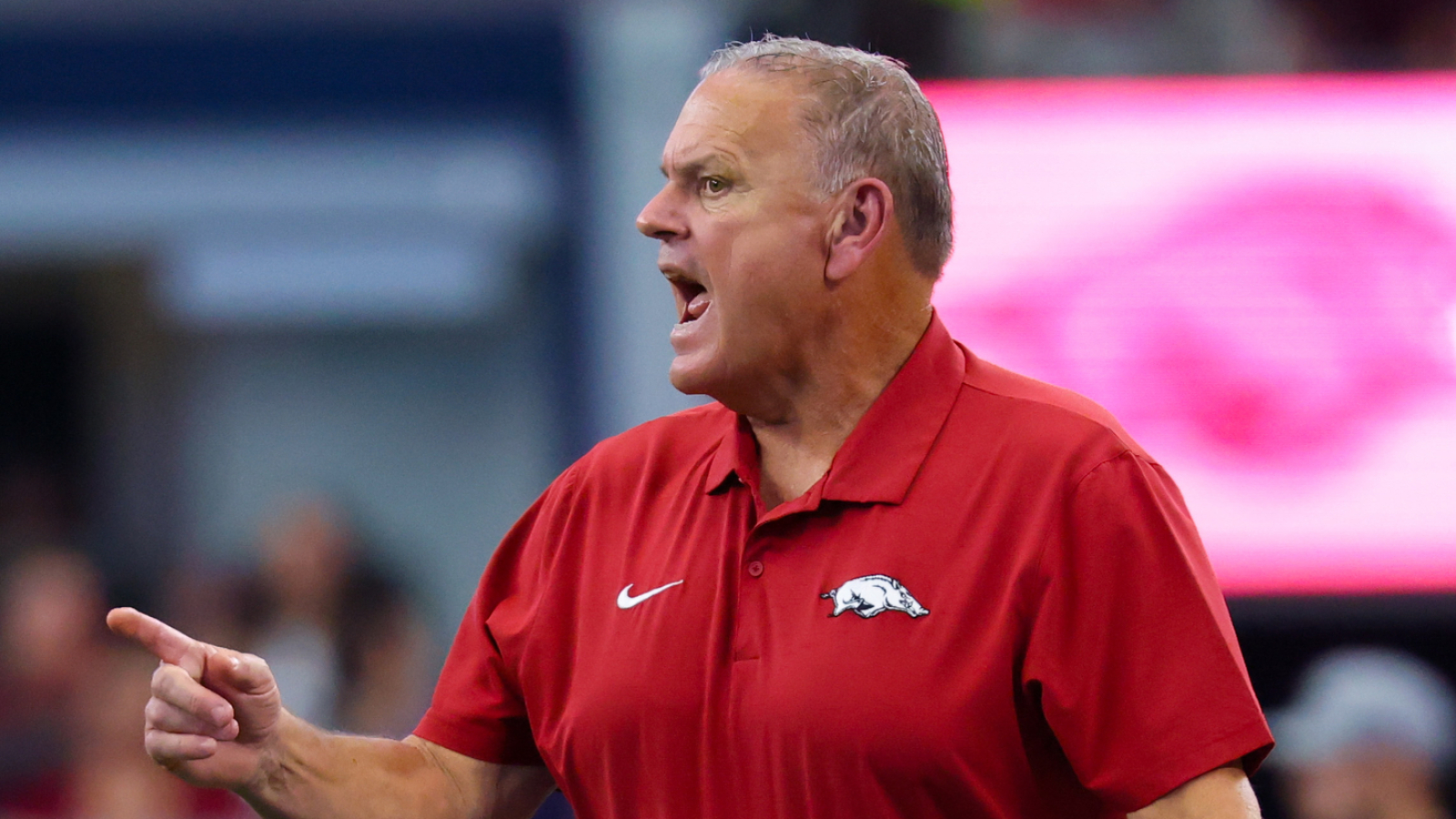 Arkansas ends Southwest Classic series as only they could