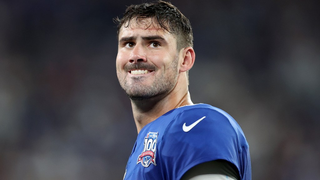 Ex-Giants, analysts continue to pile on embattled QB Daniel Jones
