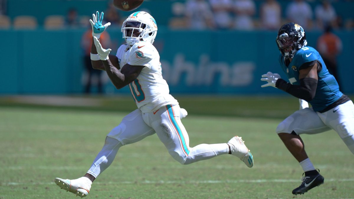 Miami Dolphins 20, Jacksonville Jaguars 17