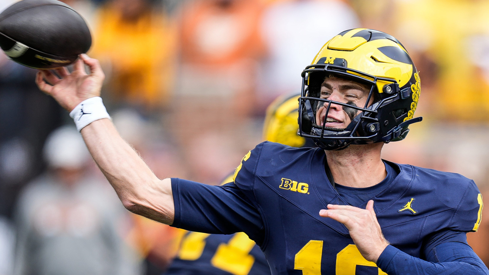 Michigan must make QB change despite Week 3 win