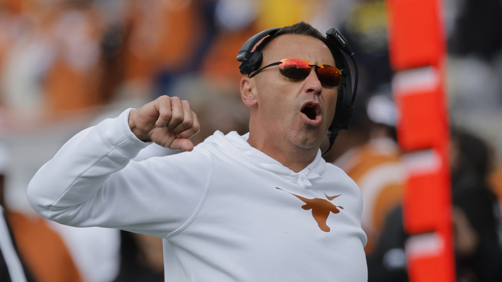 Texas lands 2026 five-star safety over other top schools