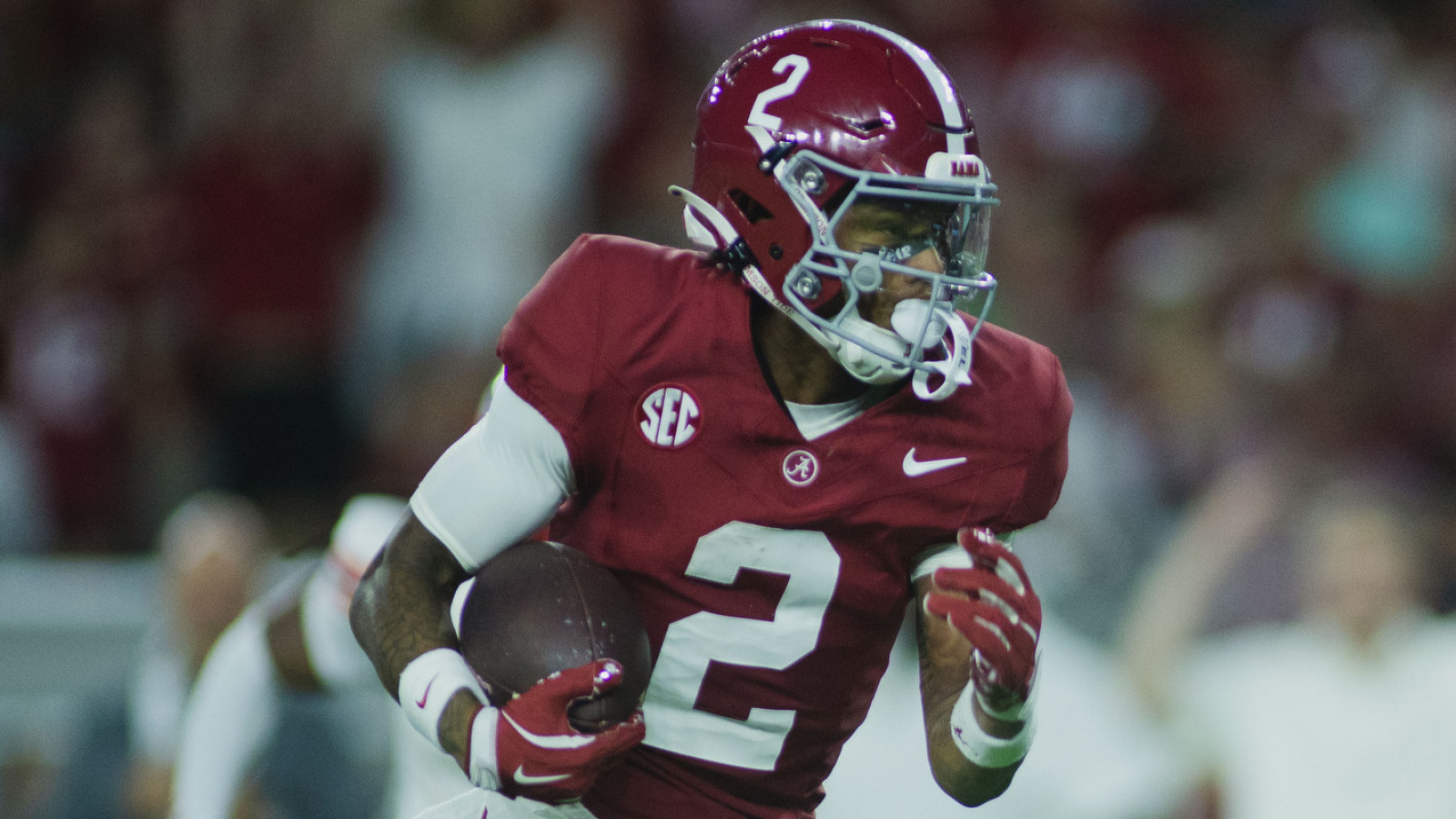 Watch: Alabama freshman sensation scores fourth TD of season