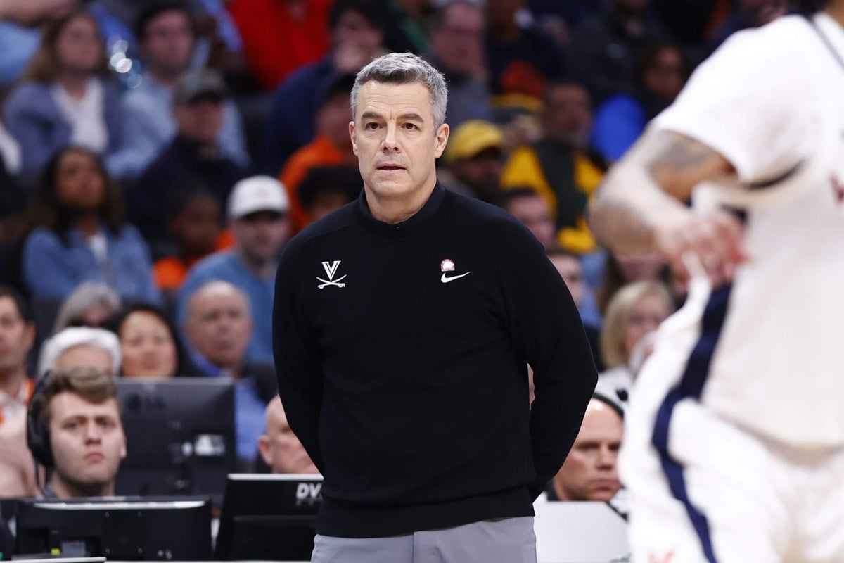 As Tony Bennett’s way strayed further from the norm, change pushed him away