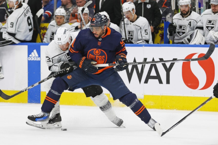 NHL Injuries: Sabres, Flames, Blue Jackets, Red Wings, Oilers, Wild, Maple Leafs, and Utah