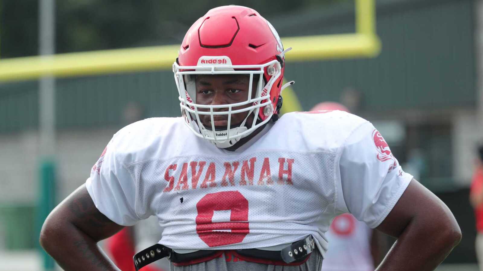 No. 1 DT in country announces college commitment
