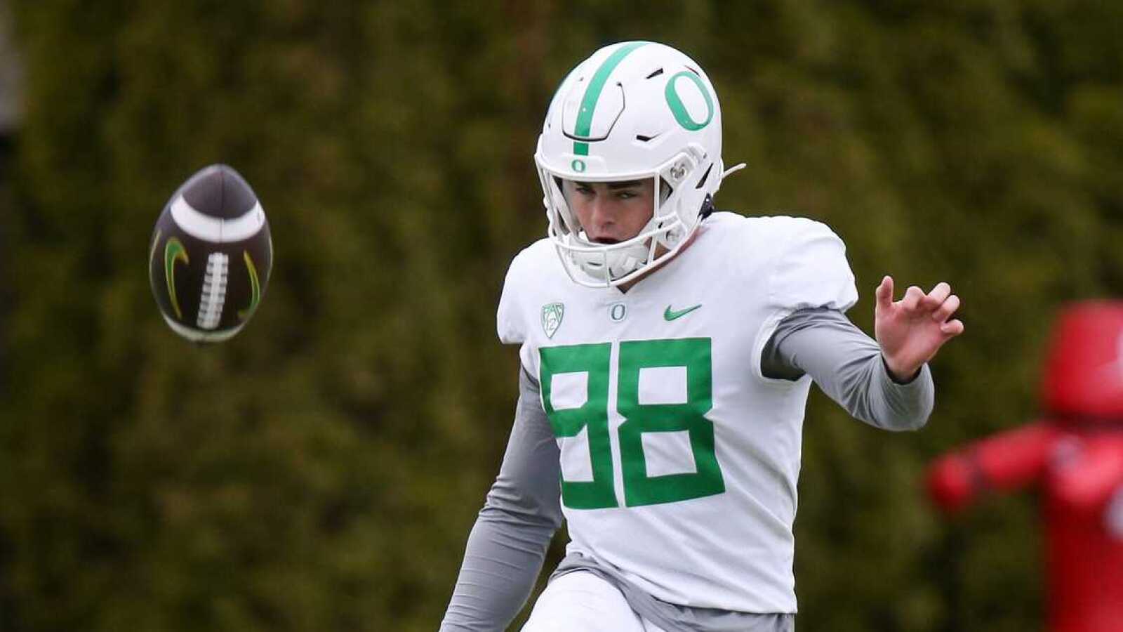 Watch: Did Oregon mean to pull off this onside kick?
