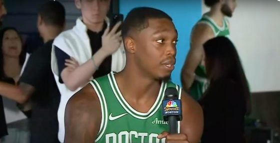 Lonnie Walker IV’s EuroLeague Debut with Kaunas Zalgiris: A Night to Forget