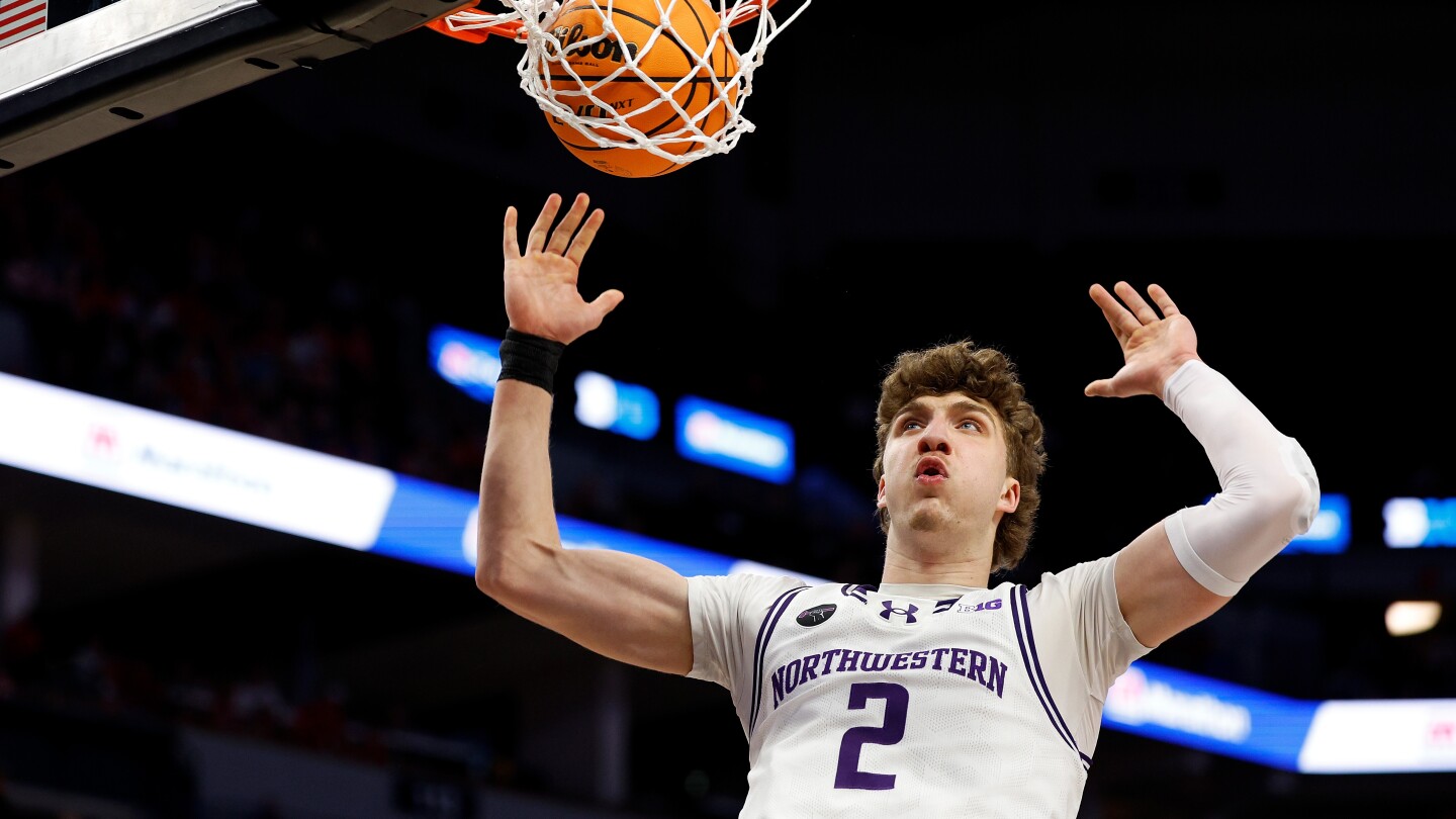 Martinelli’s double-double carries Northwestern in wire-to-wire win over Lehigh, 90-46