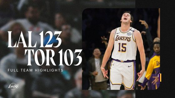 Reaves leads Lakers to dominant win over Raptors