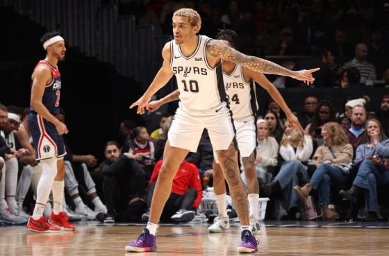 Spurs’ Jeremy Sochan set for thumb surgery, out indefinitely