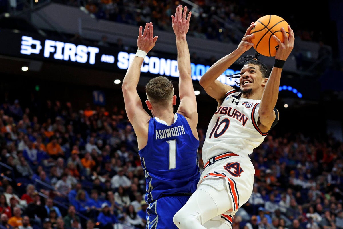 Auburn outlasts Creighton, heads to Sweet 16 for first time since 2019