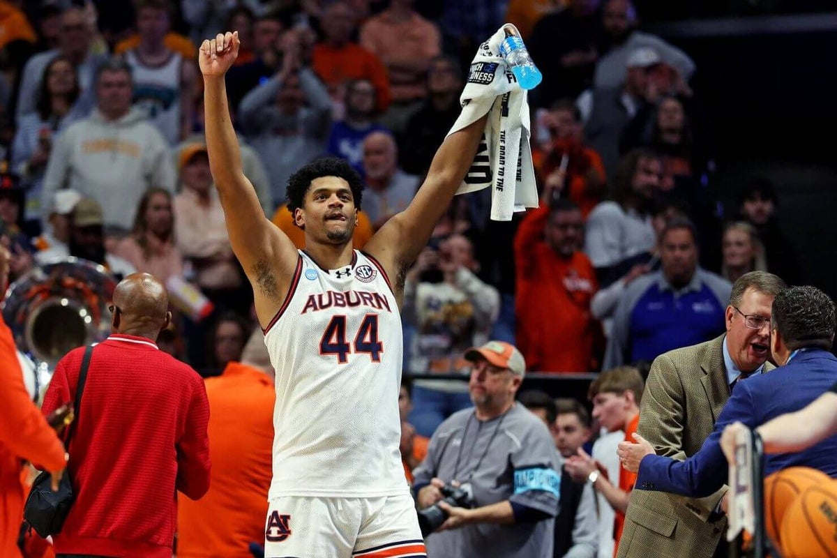 Auburn’s Sweet 16 run required Dylan Cardwell getting after the no-breakfast club