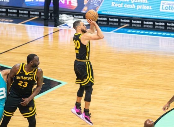 Curry returns as Warriors beat Pelicans in New Orleans