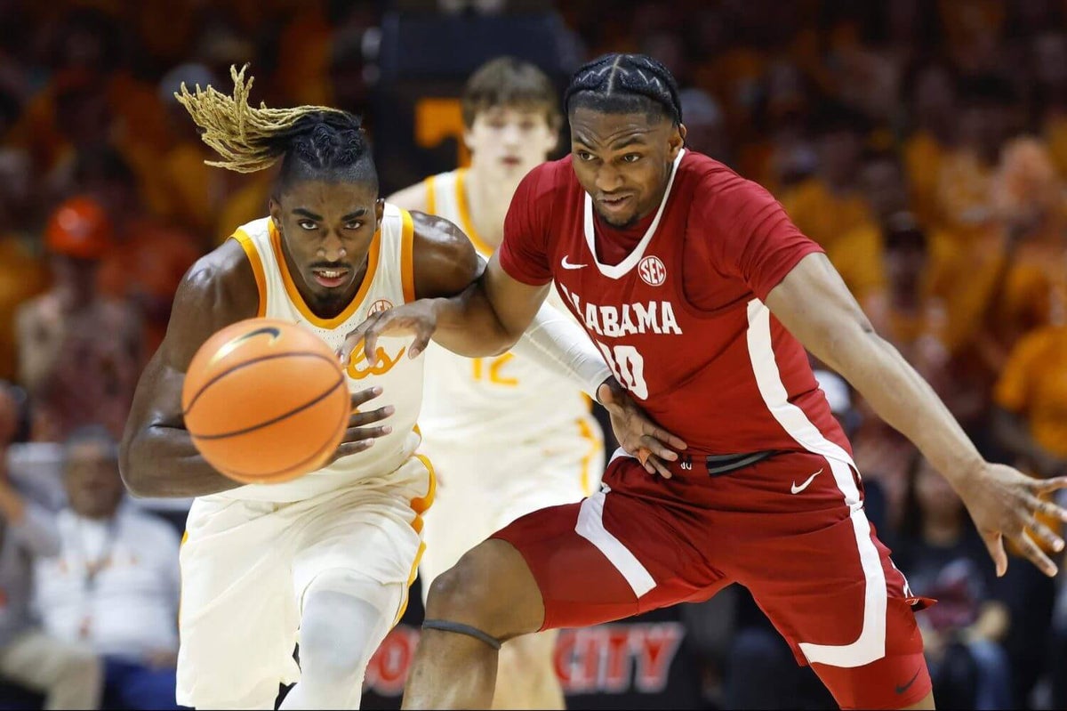 Men’s college basketball top 25: As March opens, the crowded race for No. 1 seeds is on