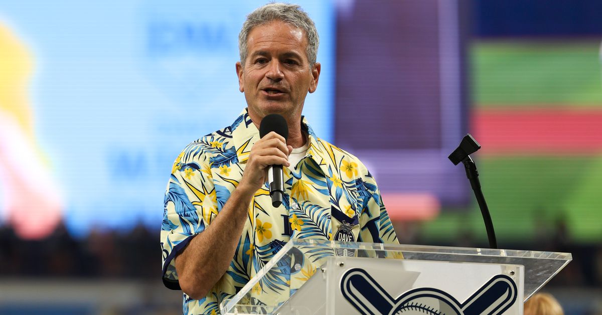 Rays caught in Ponzi scheme, return $200,000 in revenue