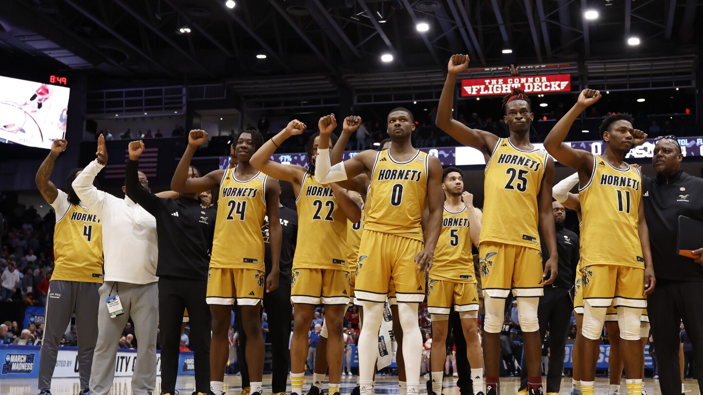 St. Francis (PA) is moving from Division I to Division III in 2026