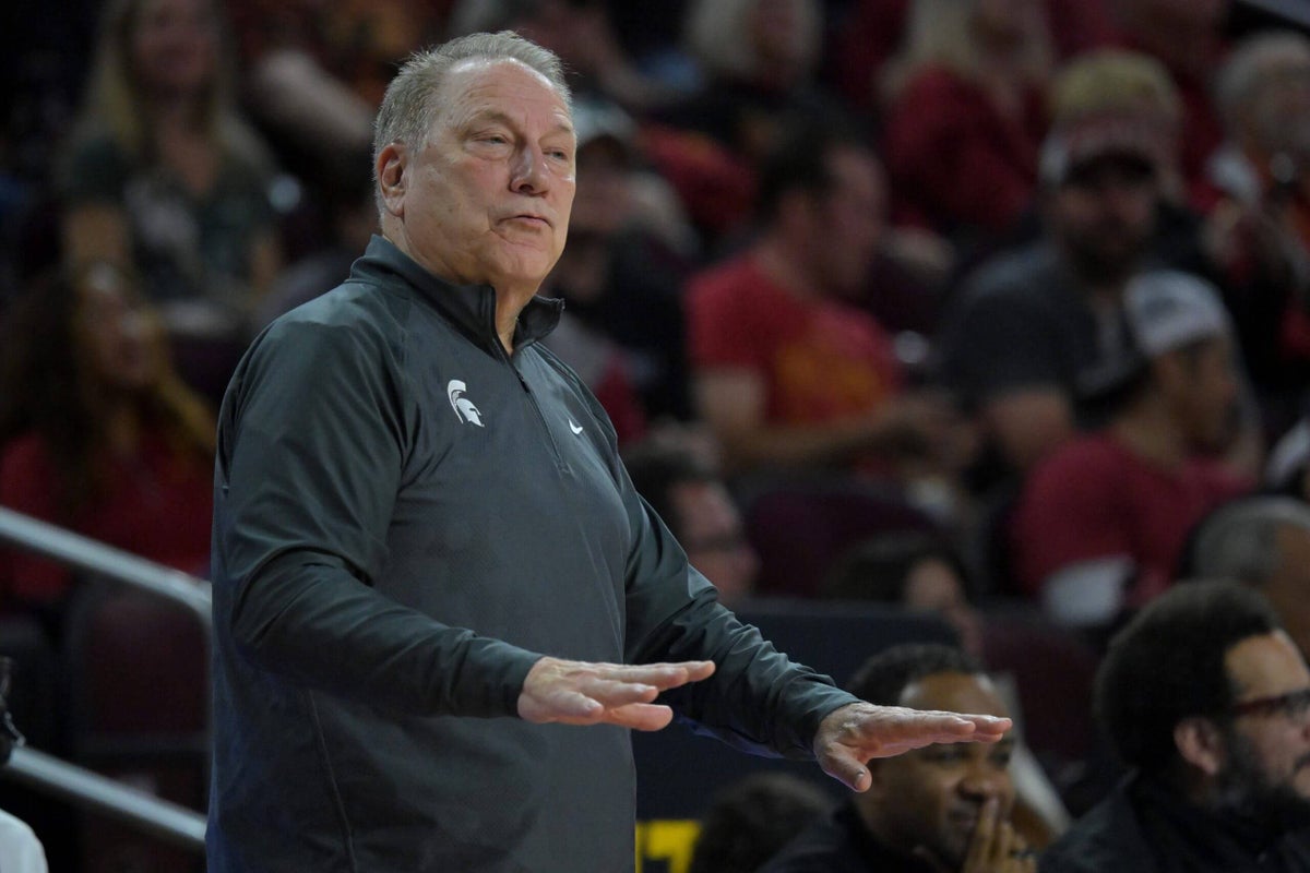 Tom Izzo breaks Bob Knight’s Big Ten wins record with 354th victory as No. 11 Spartans reassert themselves