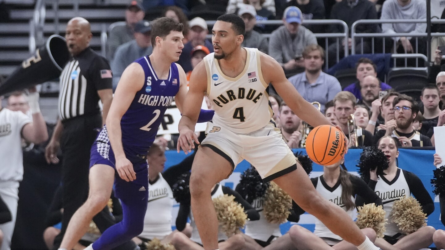 Trey Kaufman-Renn scores 21 to help Purdue hold off High Point in the NCAA Tournament
